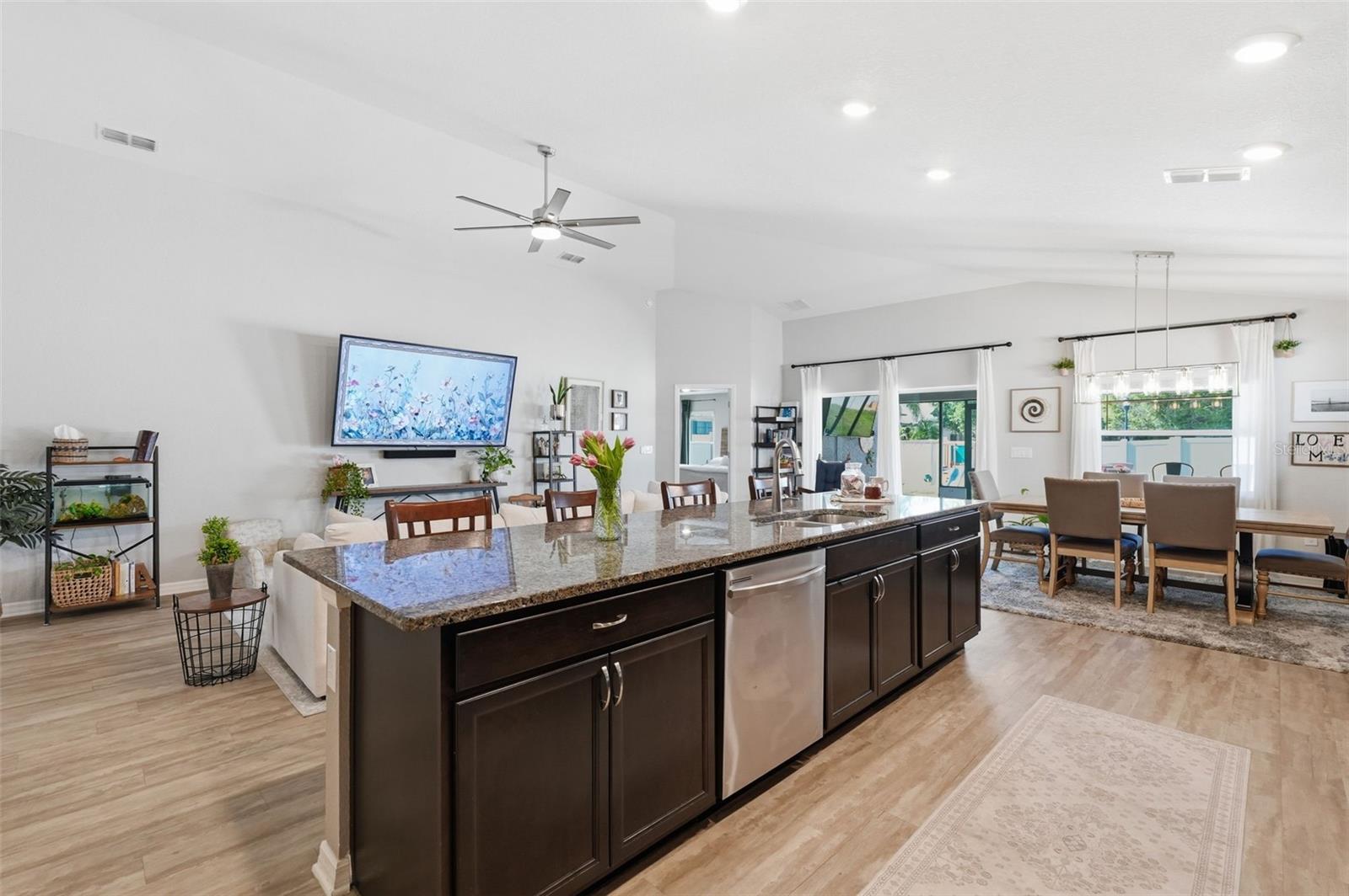 Image 13 of 34 For 11853 Stone Pine Street