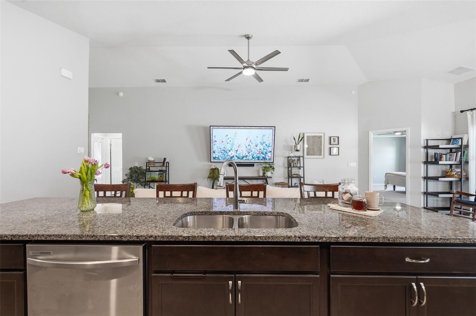 Image 14 of 34 For 11853 Stone Pine Street