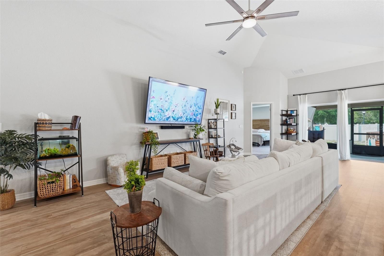 Image 7 of 34 For 11853 Stone Pine Street