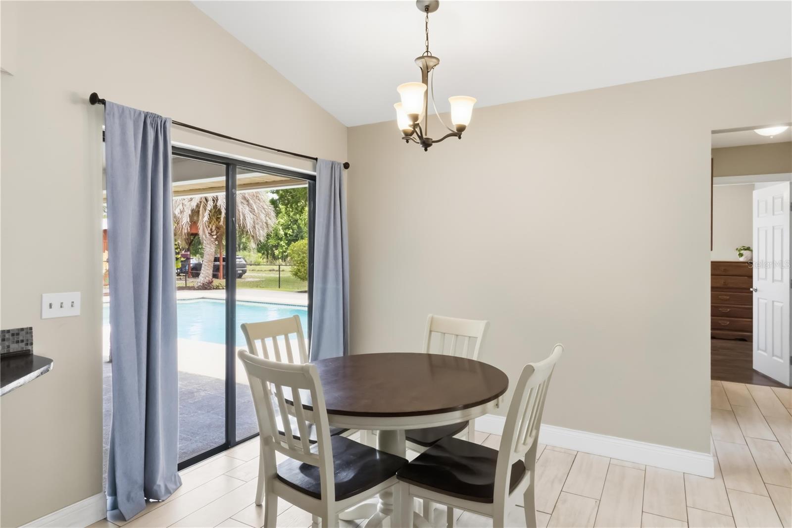 Image 16 of 47 For 5160 Drane Field Road