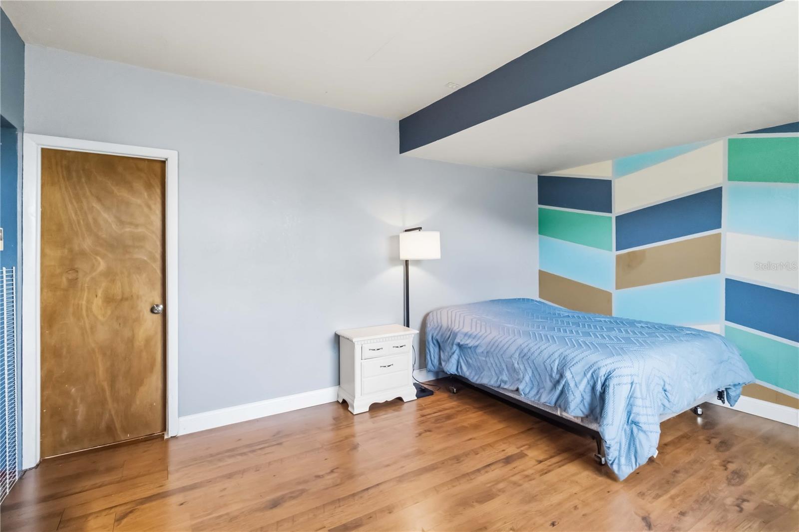 Image 29 of 47 For 5160 Drane Field Road