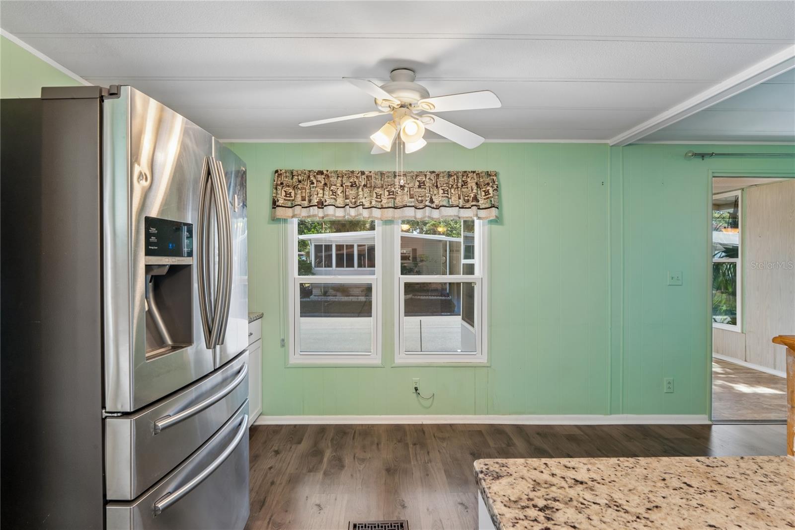 Image 21 of 52 For 7777 46th Avenue N 84