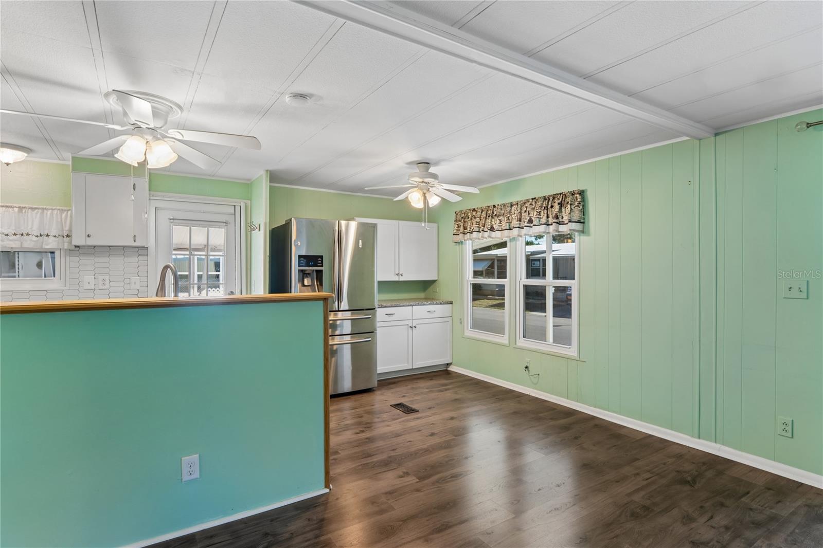 Image 22 of 52 For 7777 46th Avenue N 84