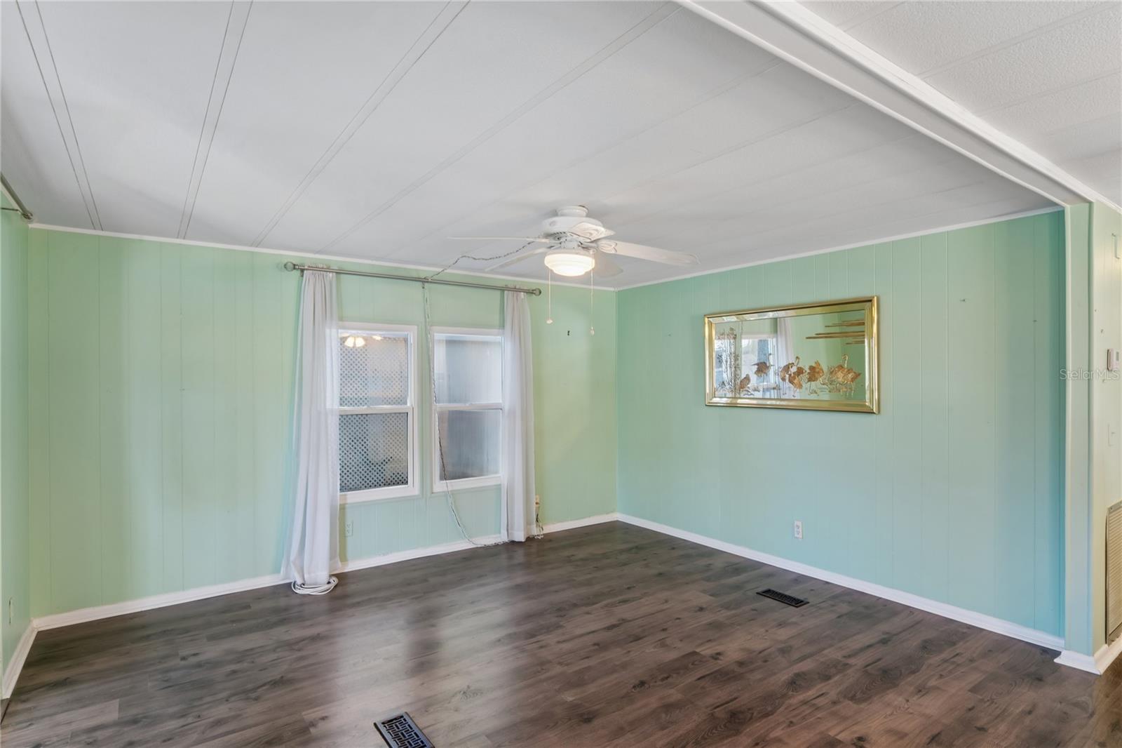 Image 24 of 52 For 7777 46th Avenue N 84