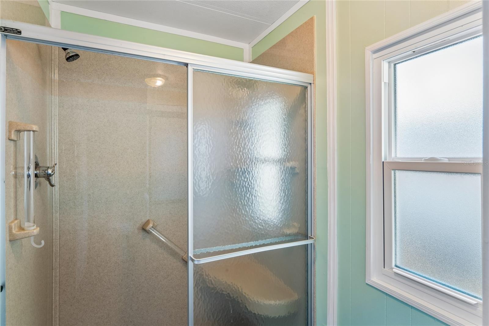 Image 32 of 52 For 7777 46th Avenue N 84