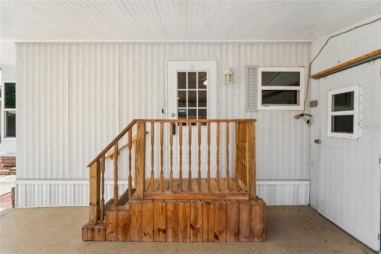 Image 7 of 52 For 7777 46th Avenue N 84