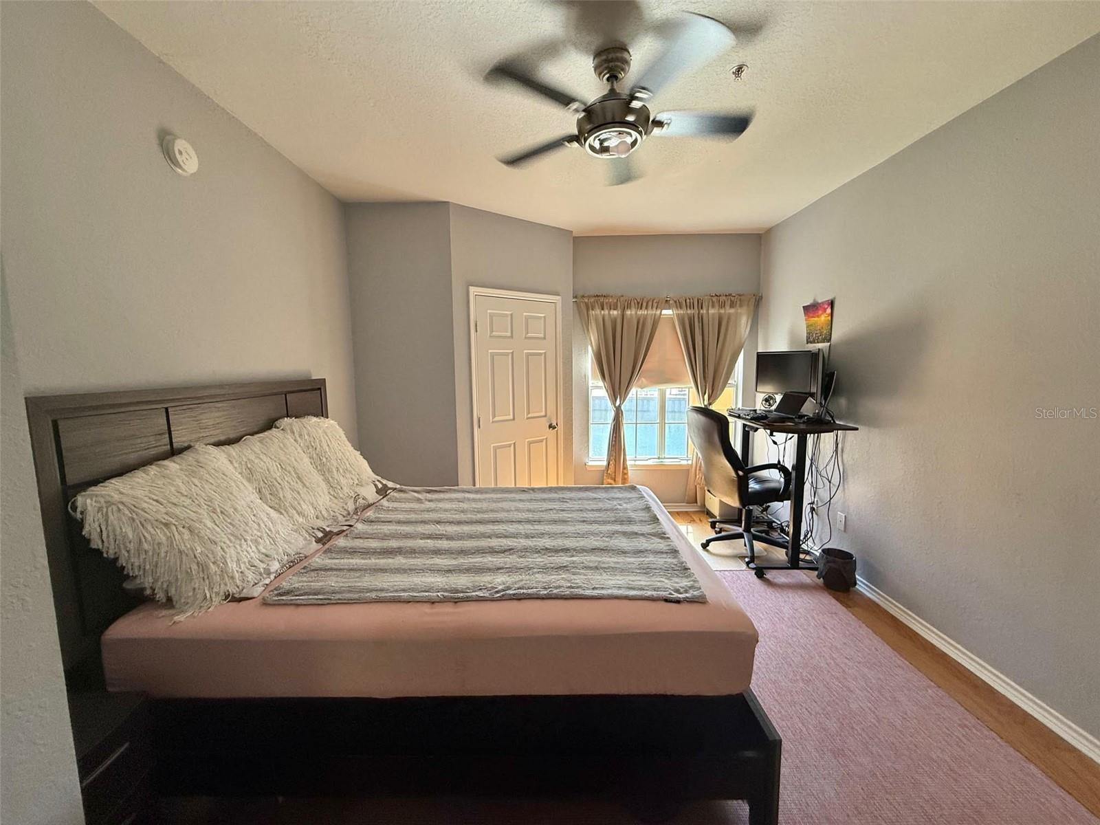 Image 12 of 46 For 4333 Bayside Village Drive 214