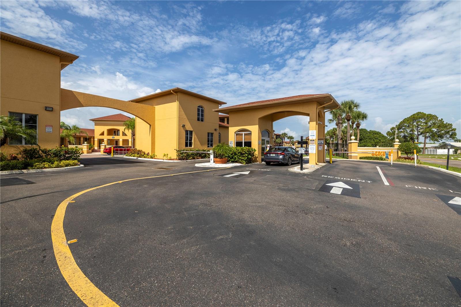 Image 2 of 46 For 4333 Bayside Village Drive 214