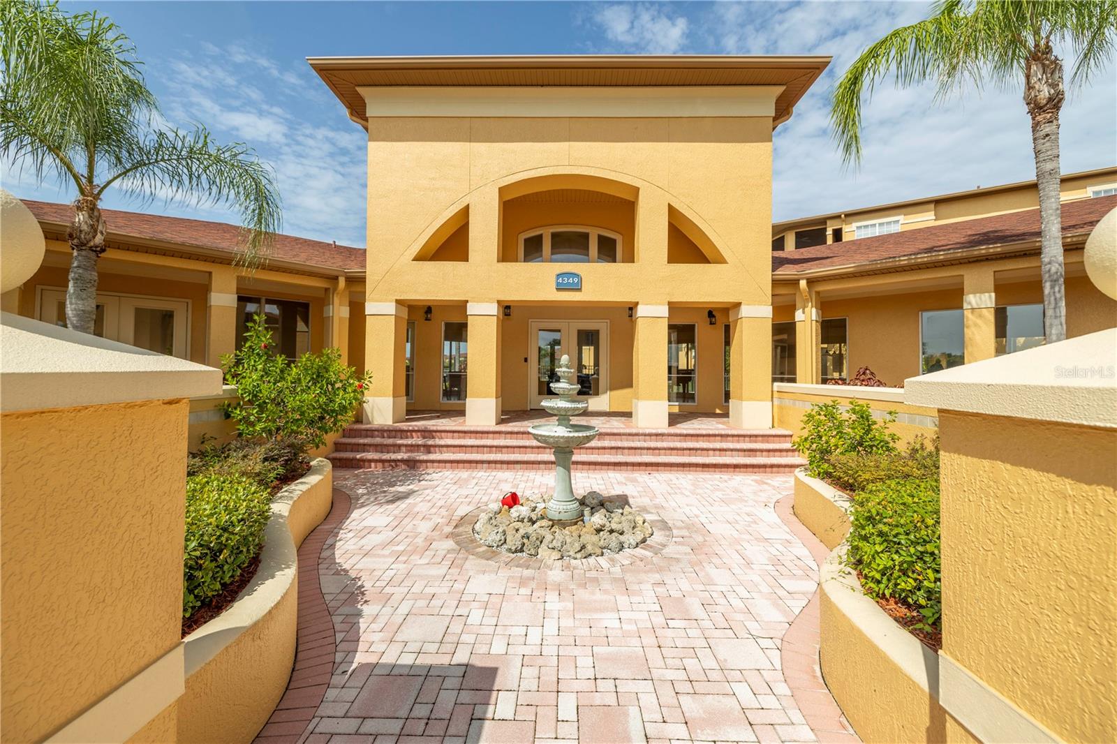 Image 20 of 46 For 4333 Bayside Village Drive 214