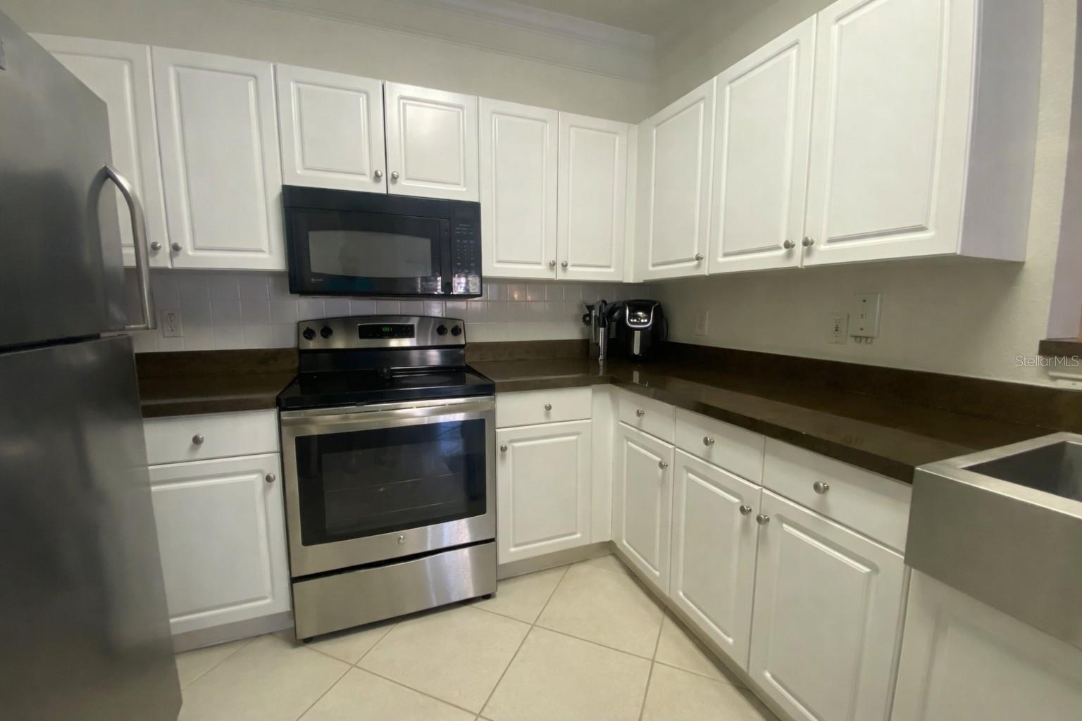 Image 4 of 46 For 4333 Bayside Village Drive 214