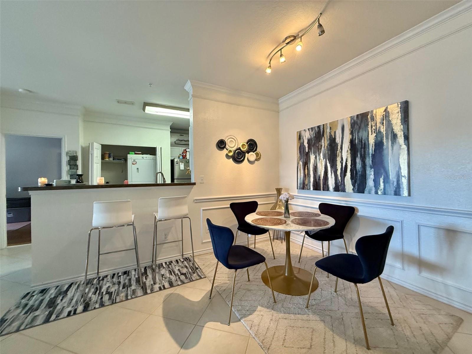 Image 6 of 46 For 4333 Bayside Village Drive 214