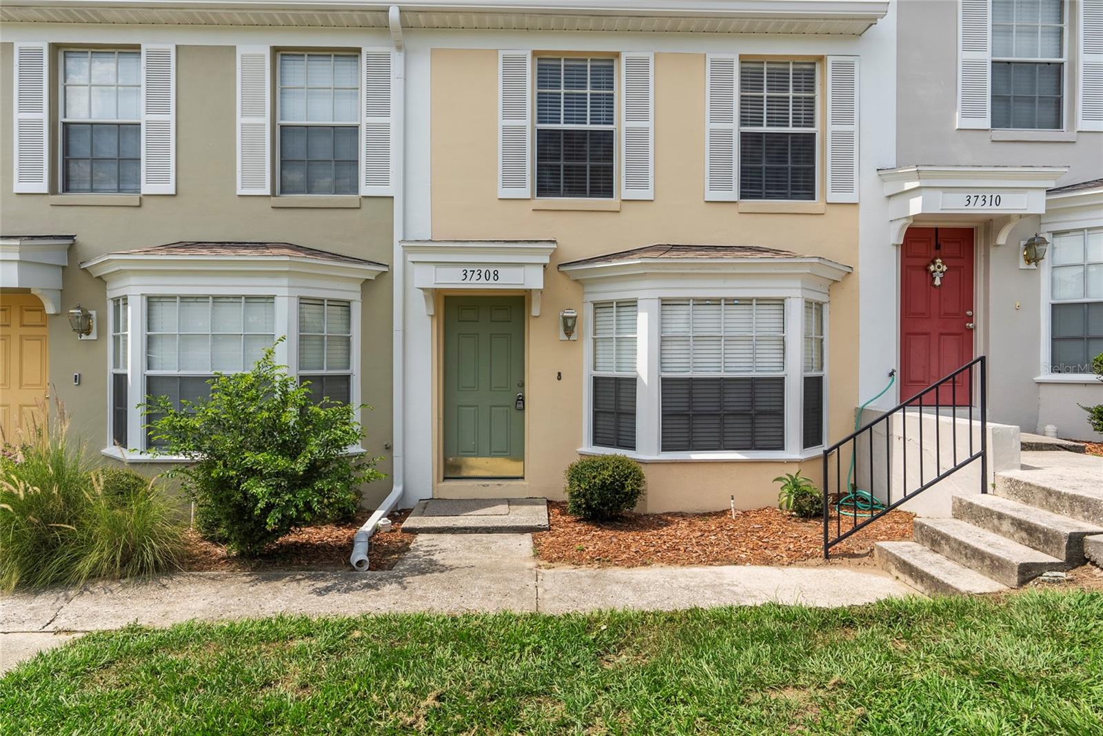 Details for 37308 Embassy Park Lane, DADE CITY, FL 33525