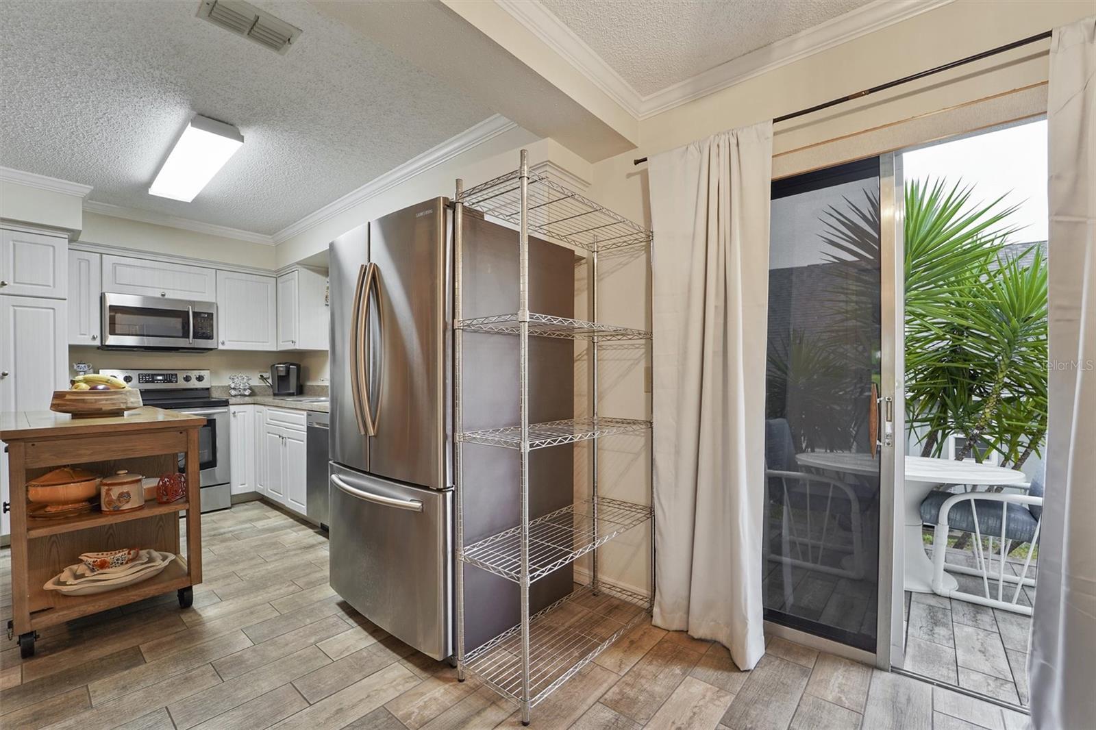 Image 12 of 21 For 6642 Devonshire Lane