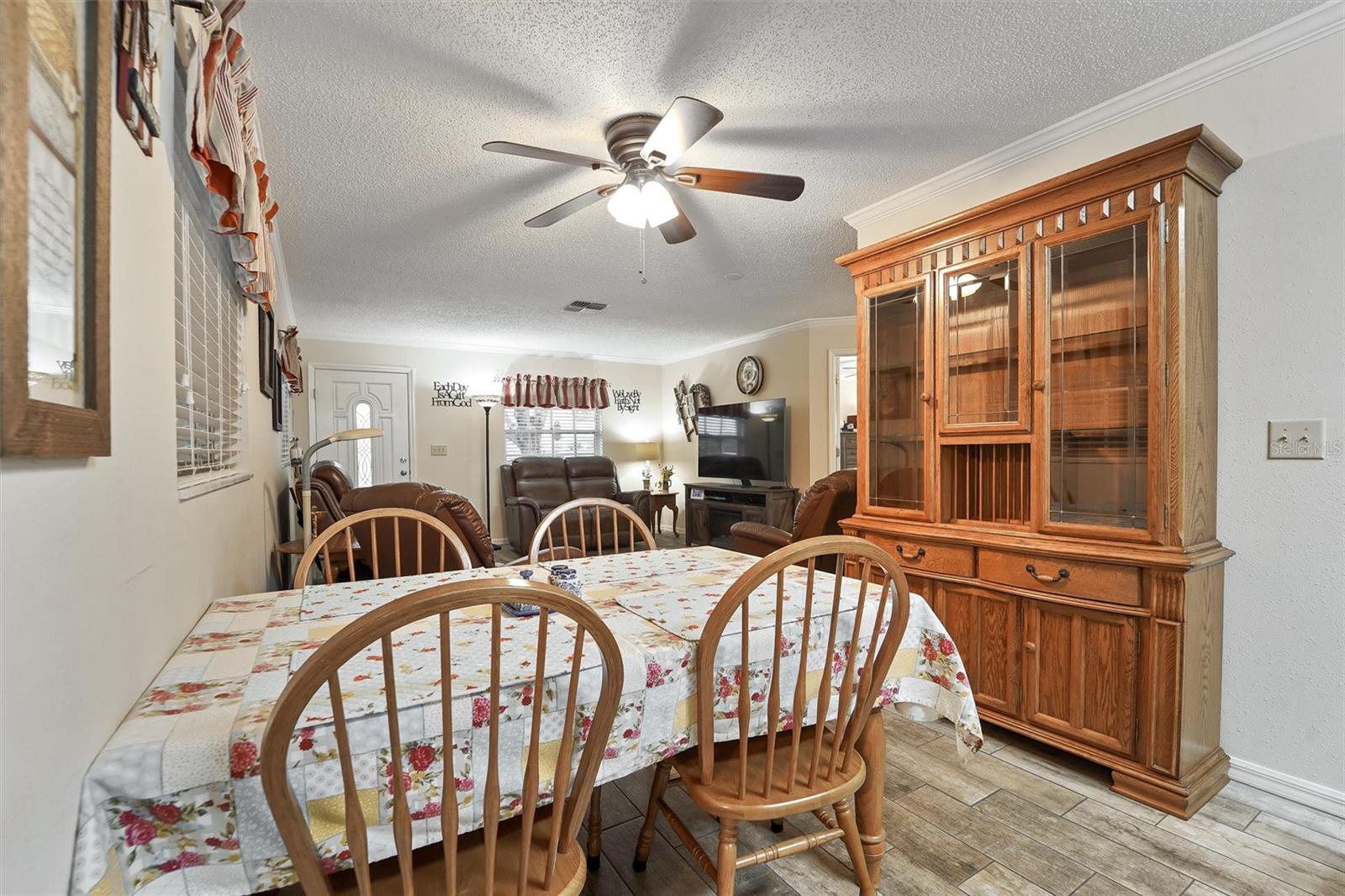 Image 9 of 21 For 6642 Devonshire Lane