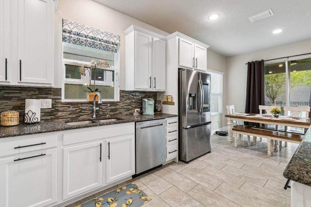 Image 16 of 43 For 14304 Parkside Ridge Way