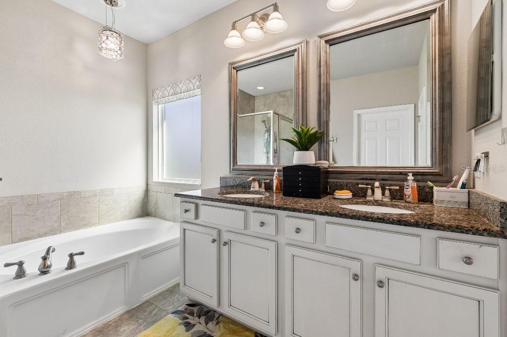 Image 28 of 43 For 14304 Parkside Ridge Way