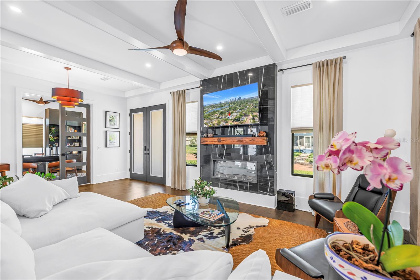 Image 11 of 85 For 770 21st Avenue N