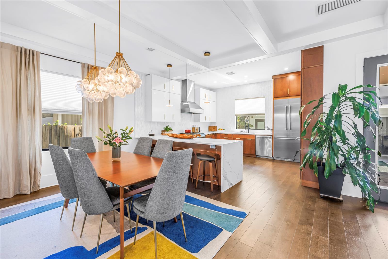 Image 14 of 85 For 770 21st Avenue N