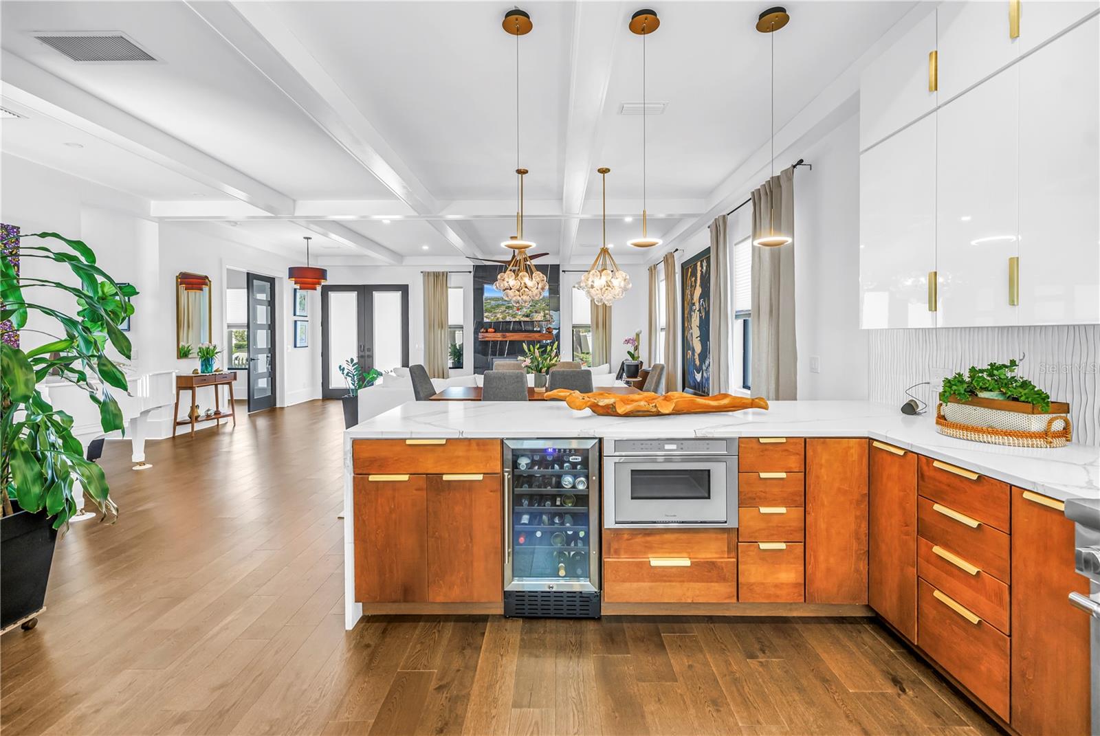 Image 24 of 85 For 770 21st Avenue N