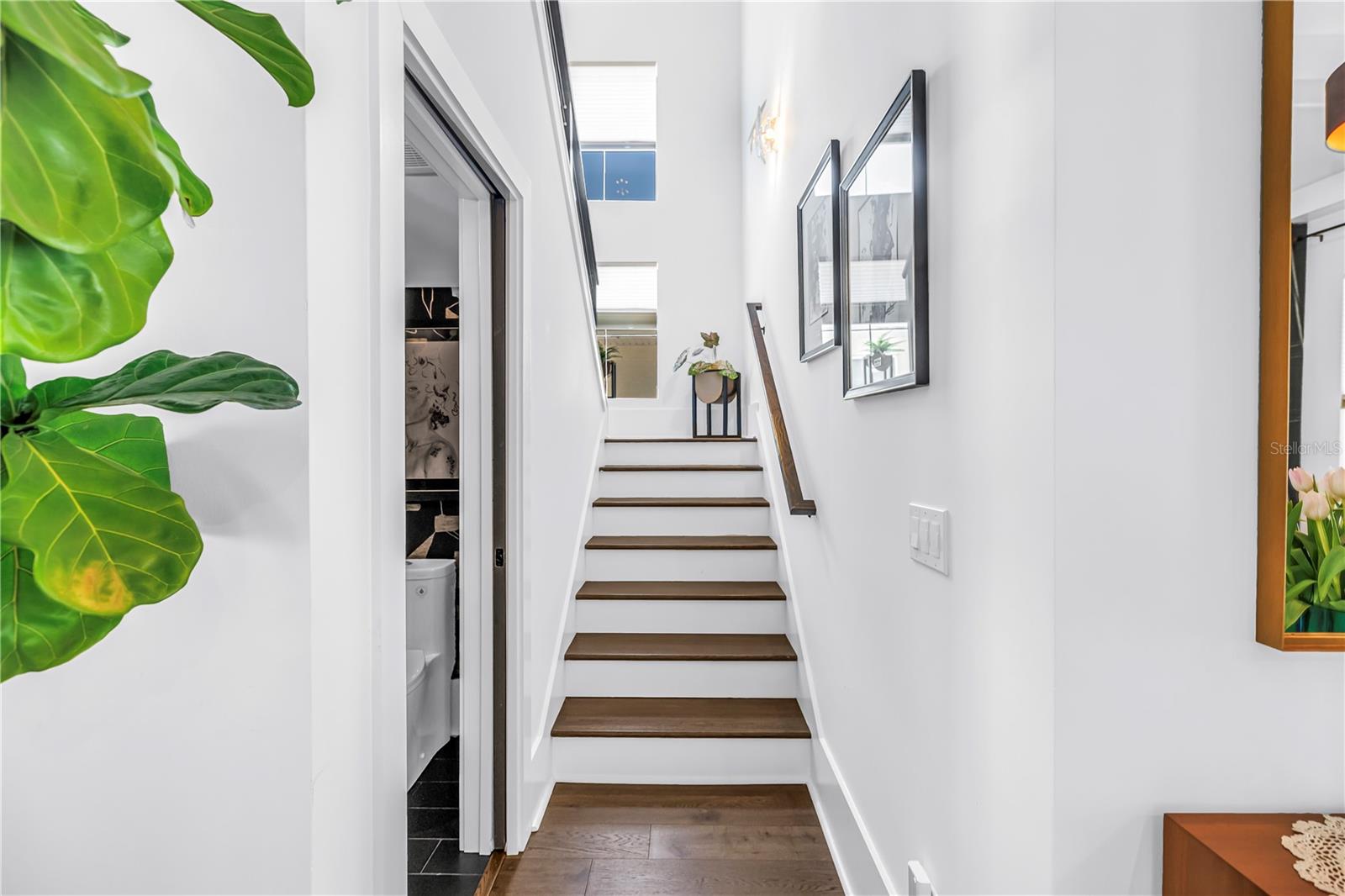 Image 27 of 85 For 770 21st Avenue N