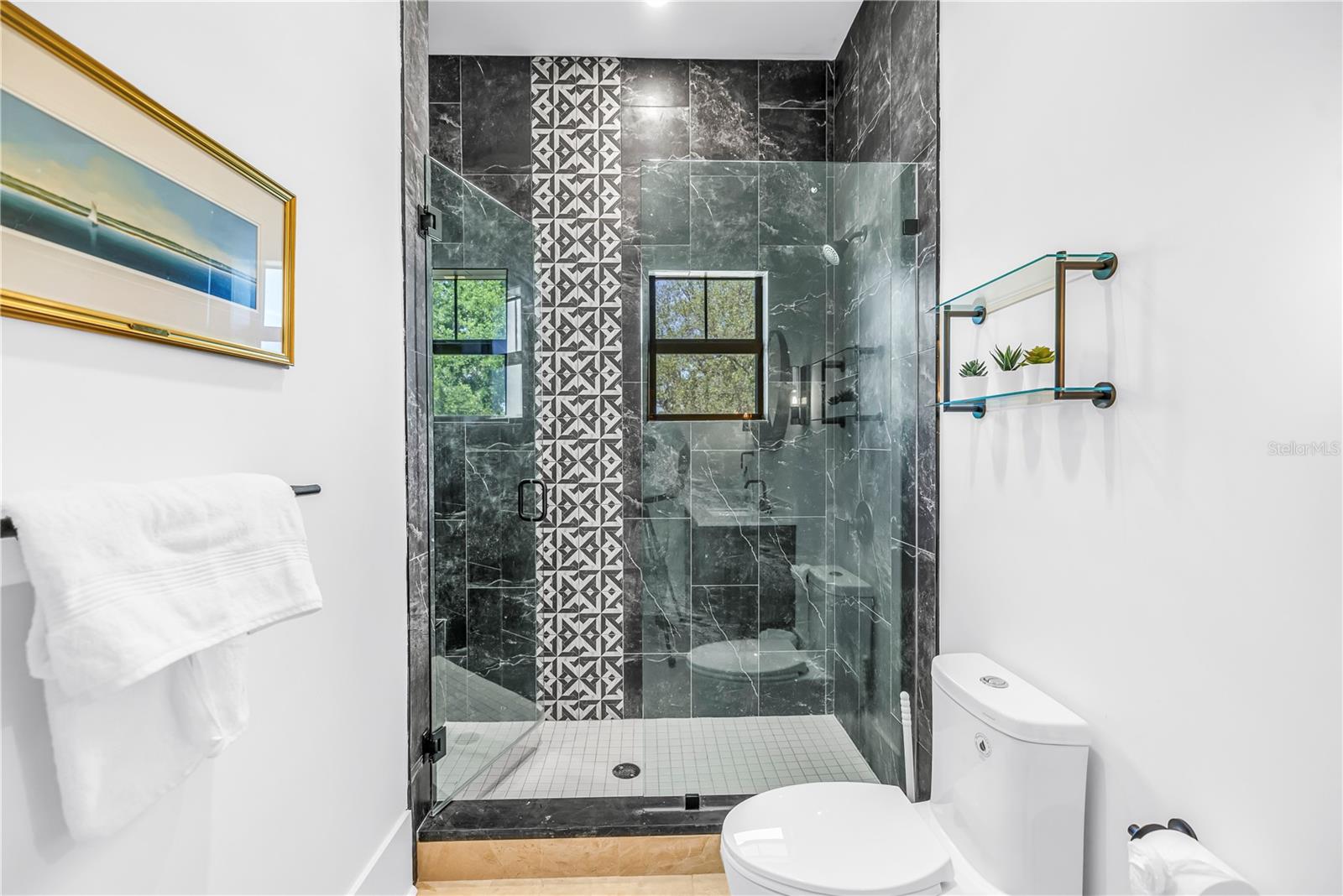 Image 38 of 85 For 770 21st Avenue N