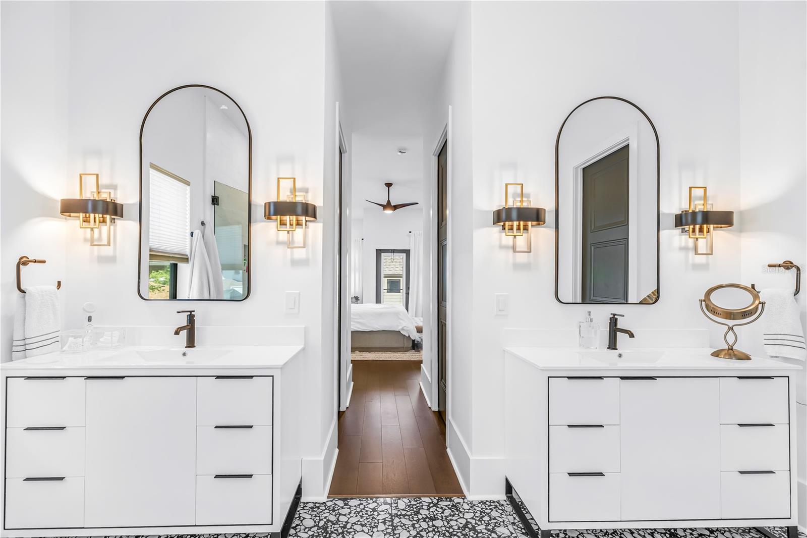 Image 46 of 85 For 770 21st Avenue N