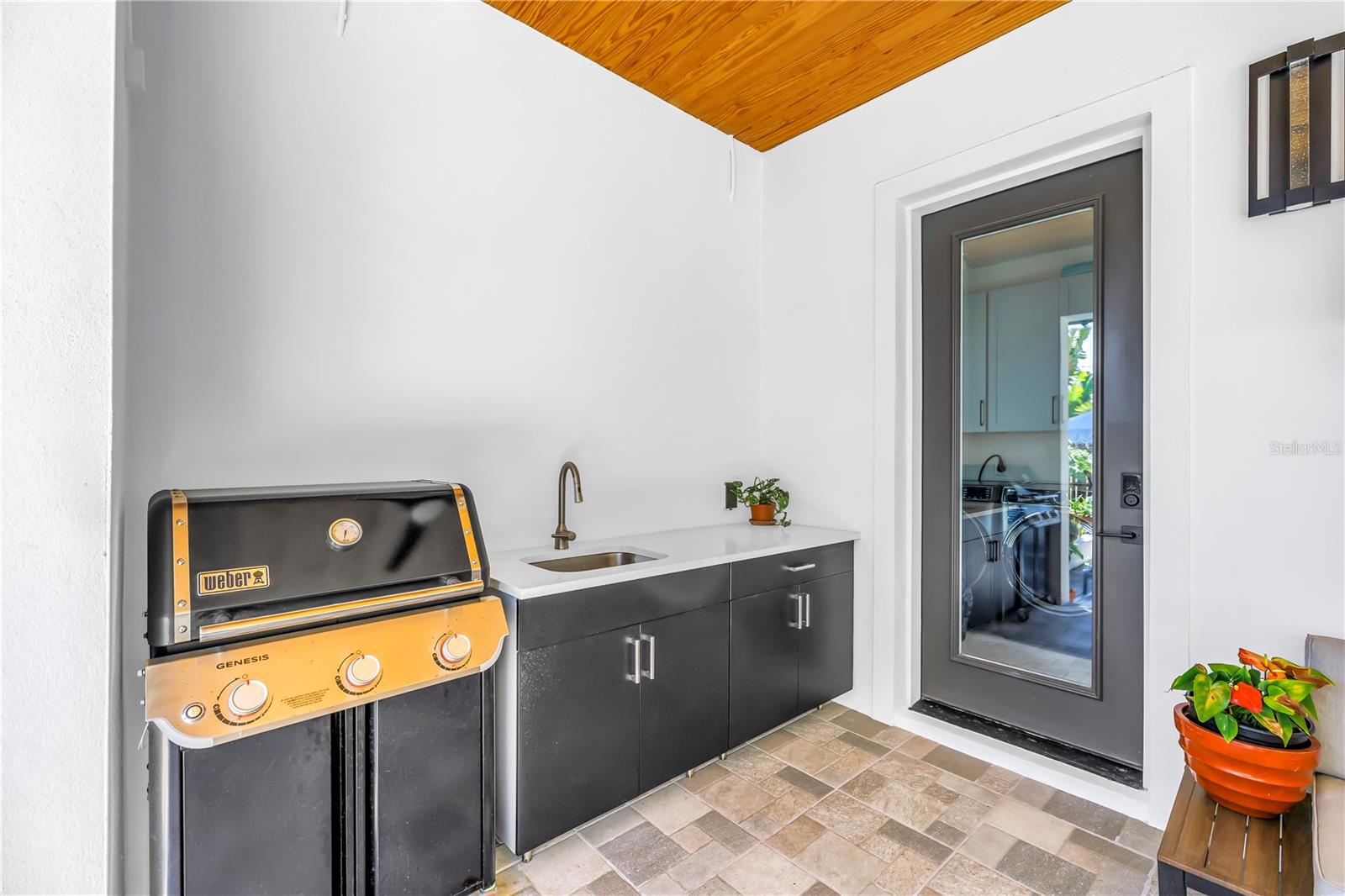 Image 54 of 85 For 770 21st Avenue N