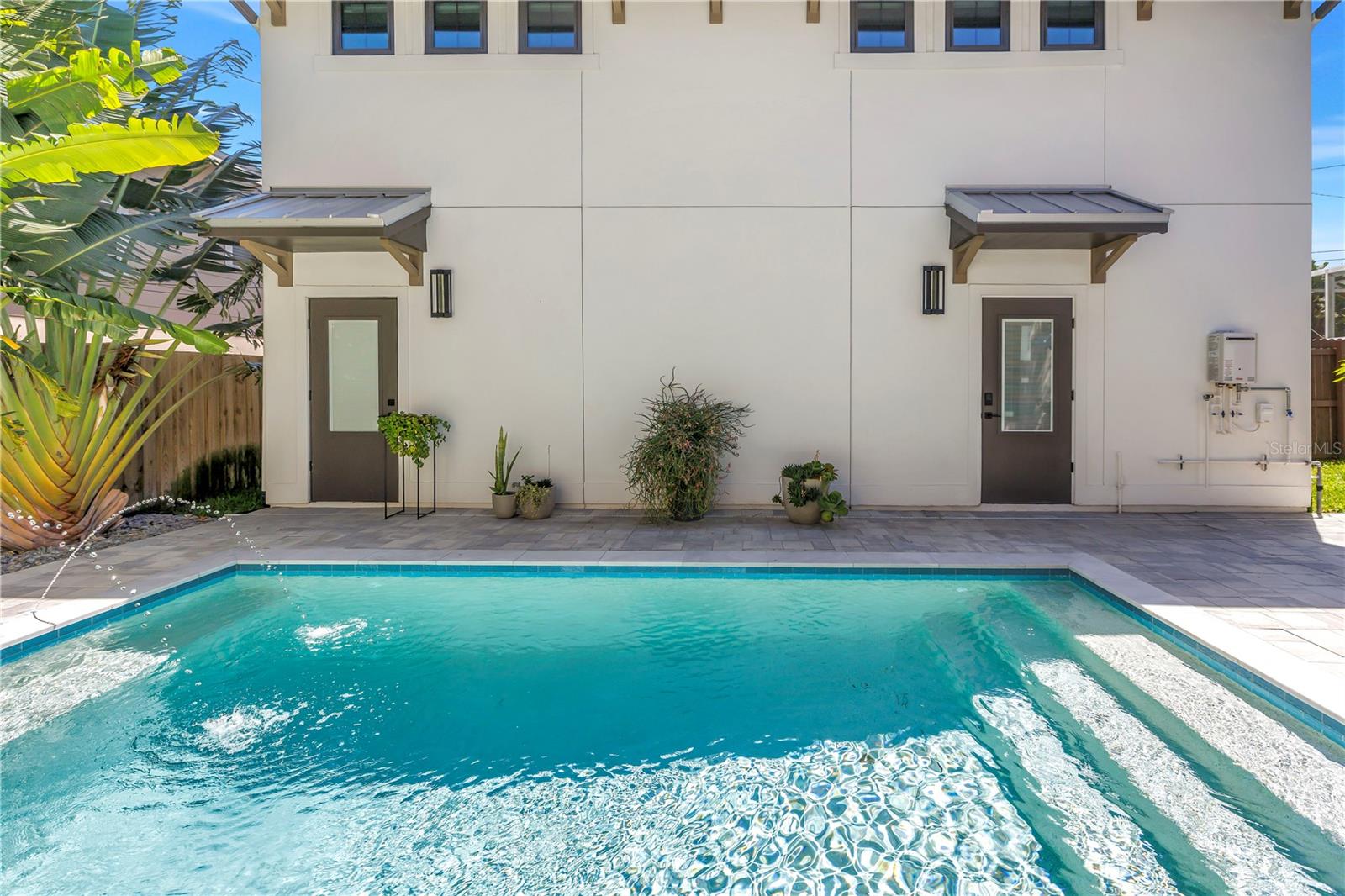 Image 57 of 85 For 770 21st Avenue N