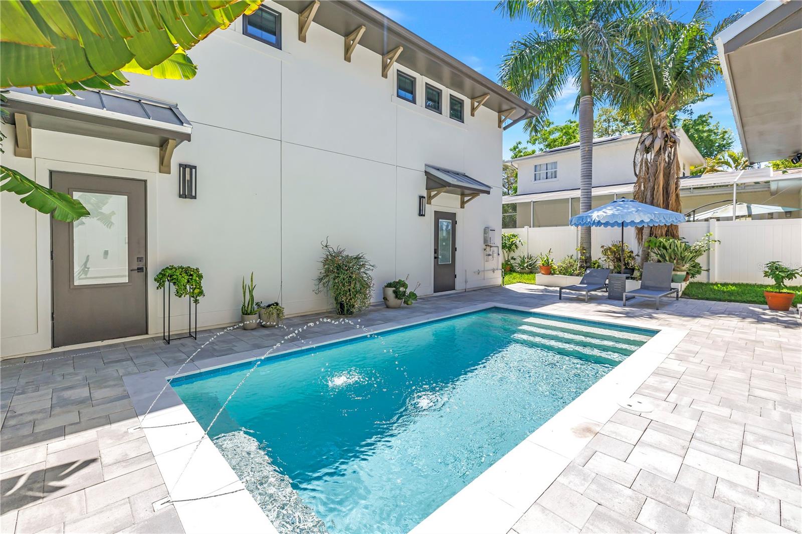 Image 58 of 85 For 770 21st Avenue N