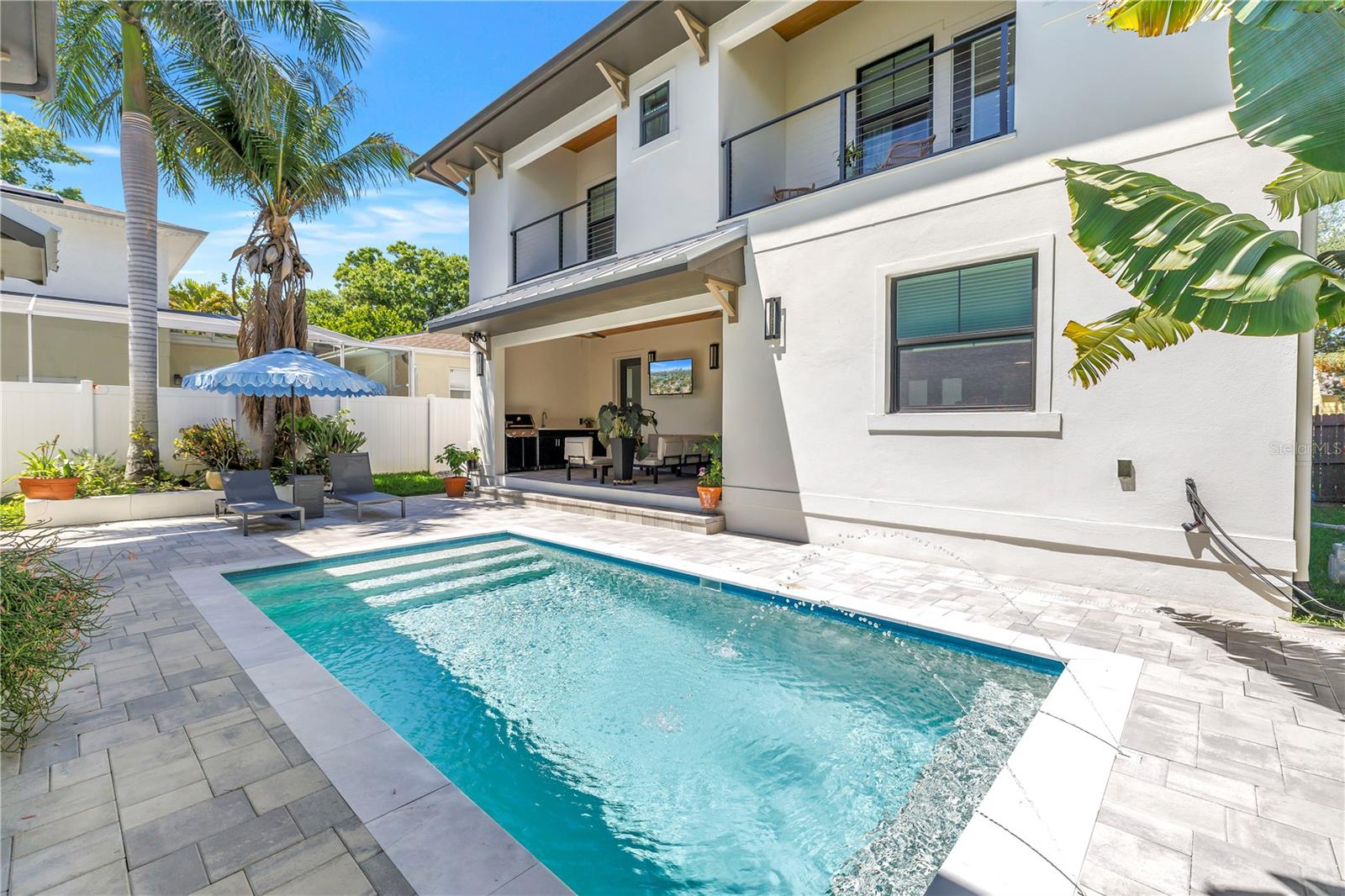 Image 59 of 85 For 770 21st Avenue N