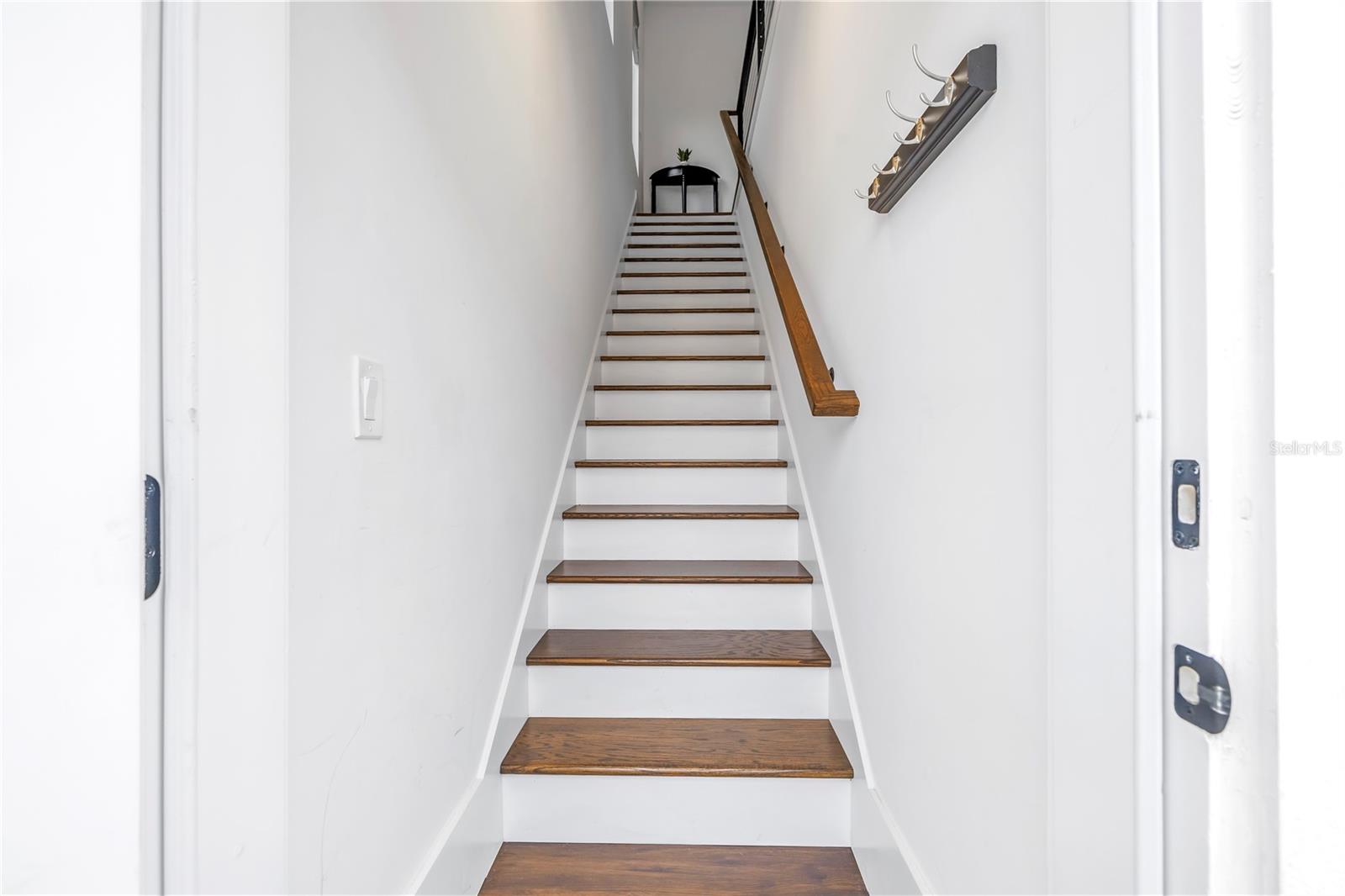 Image 70 of 85 For 770 21st Avenue N