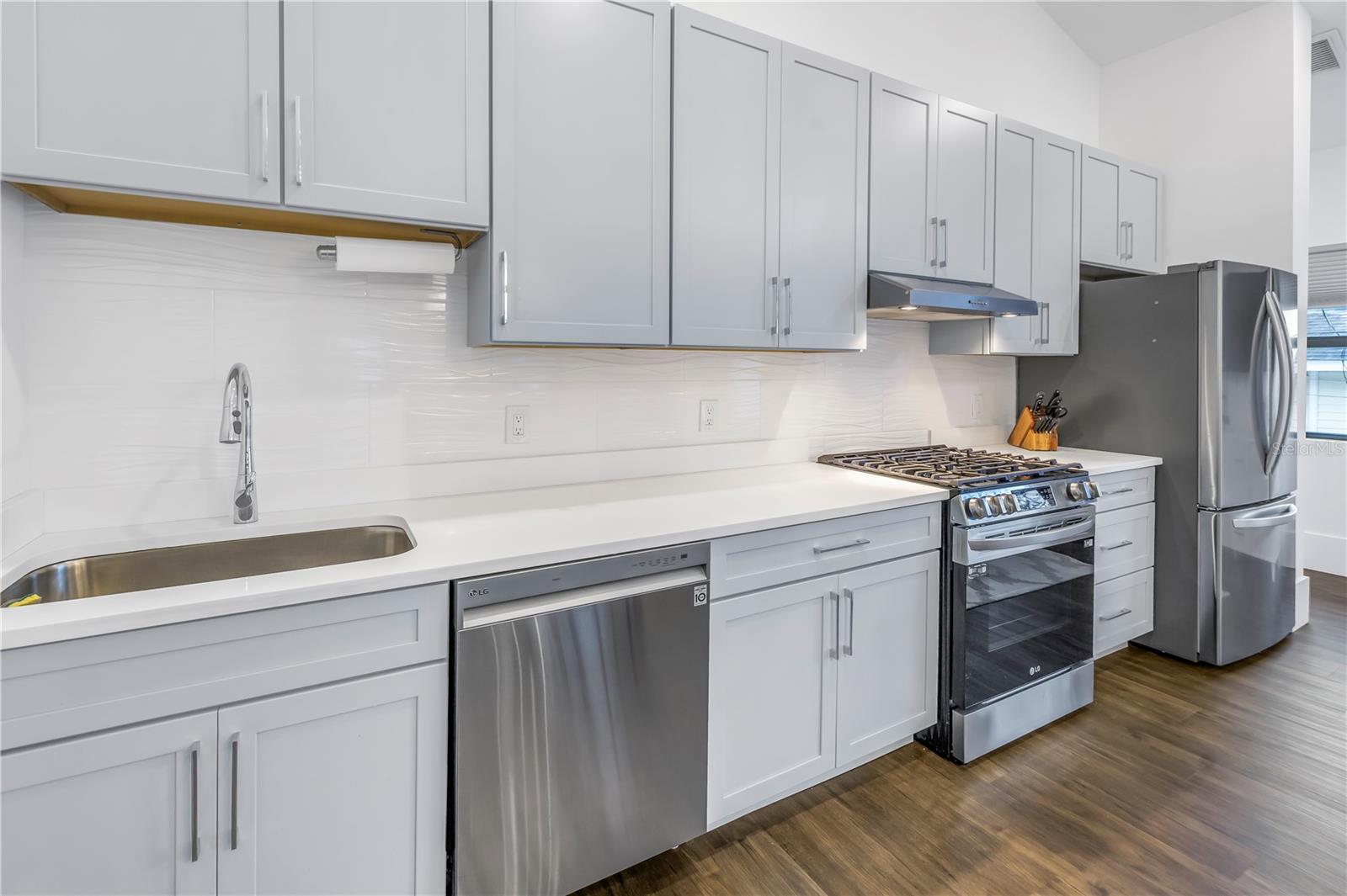 Image 79 of 85 For 770 21st Avenue N