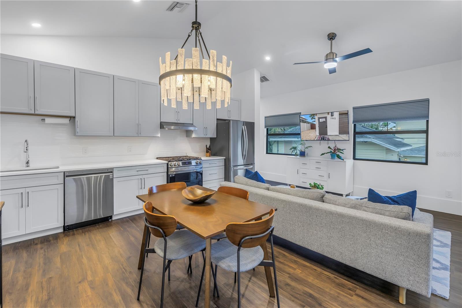 Image 81 of 85 For 770 21st Avenue N