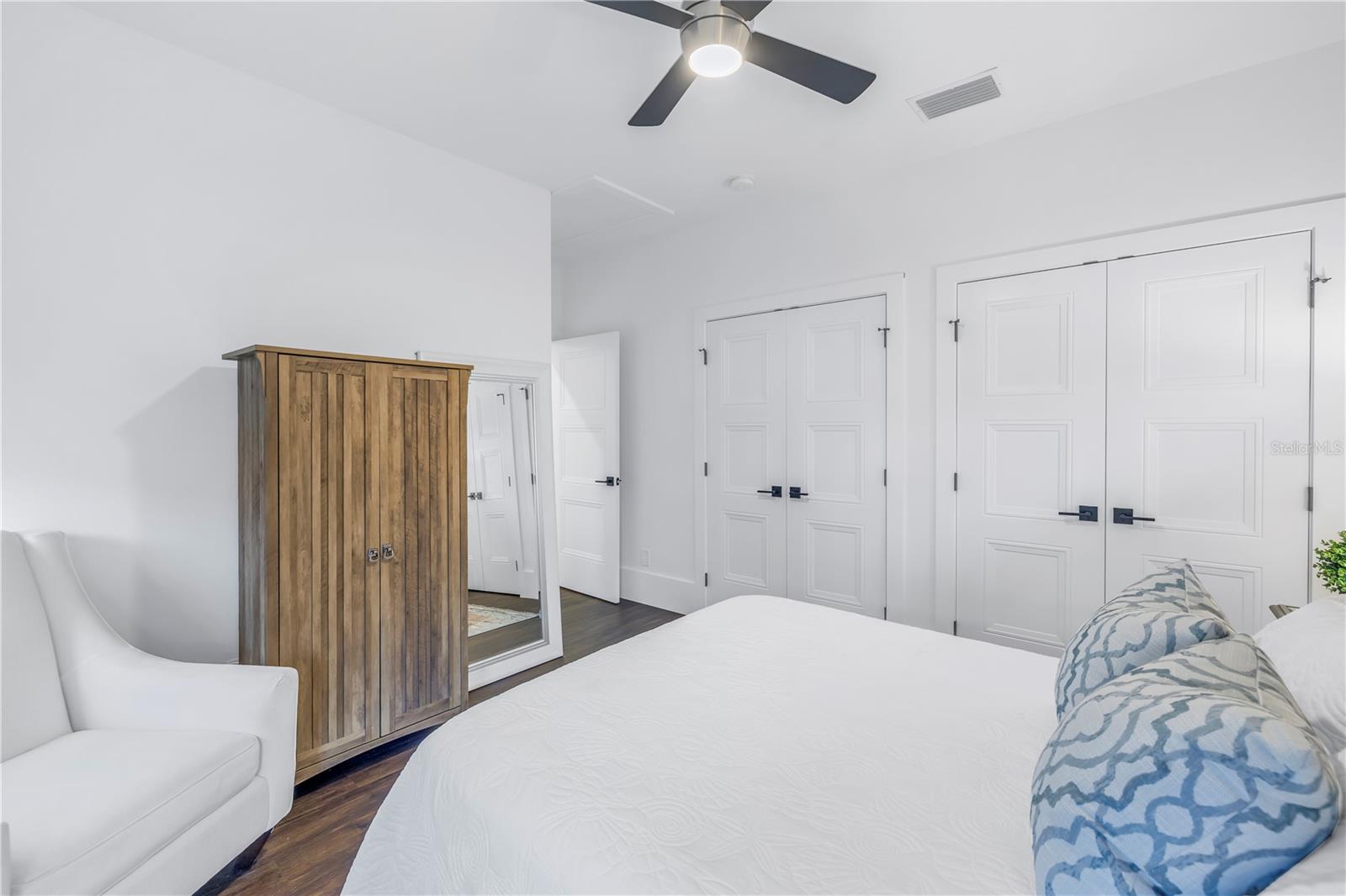 Image 82 of 85 For 770 21st Avenue N