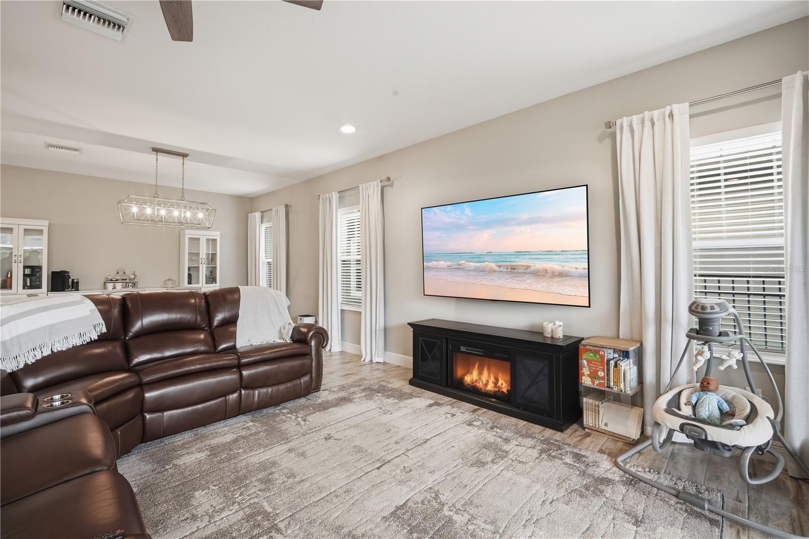 Image 7 of 28 For 5450 Del Coronado Drive