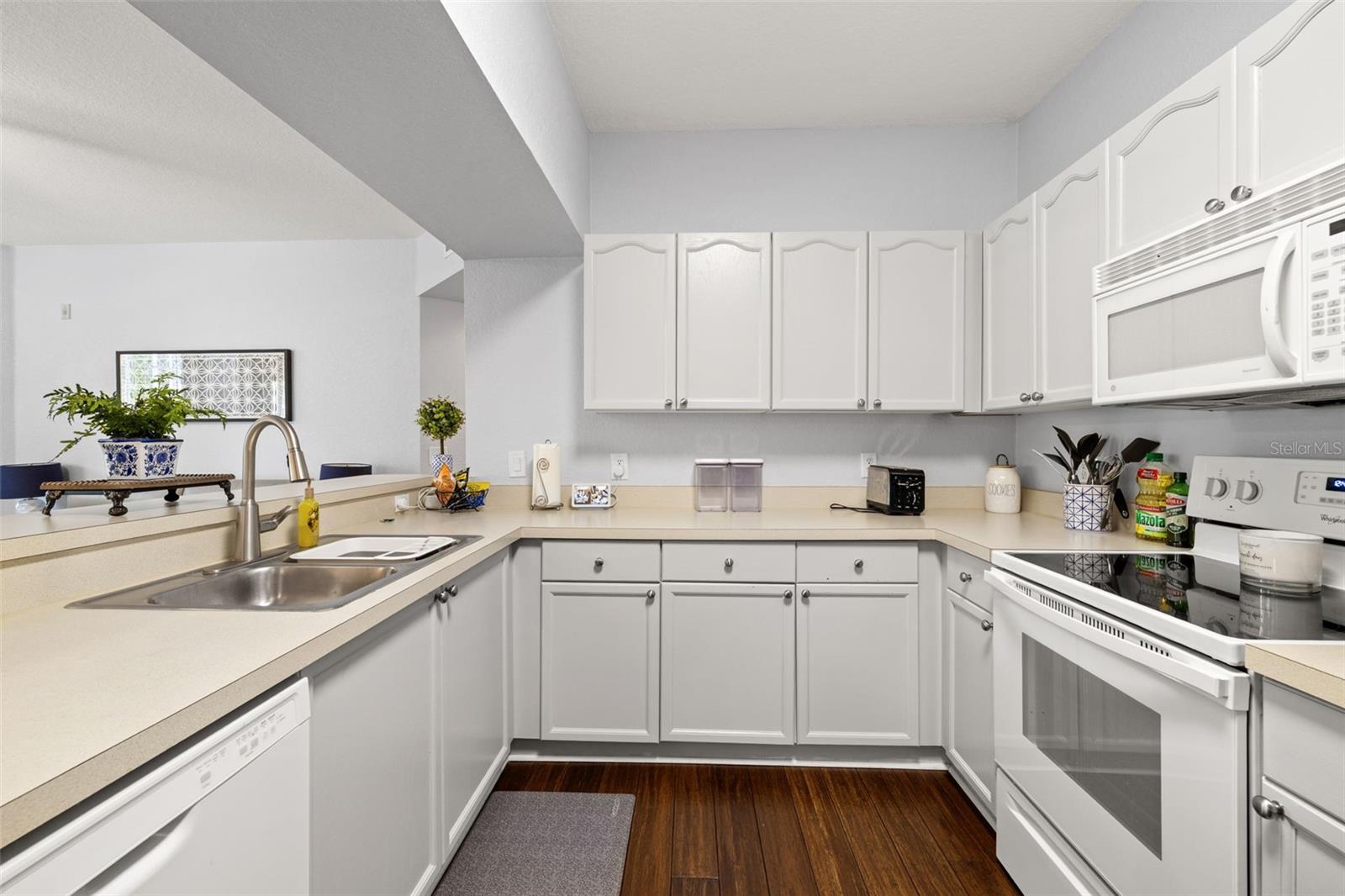 Image 6 of 55 For 5125 Palm Springs Boulevard 13104