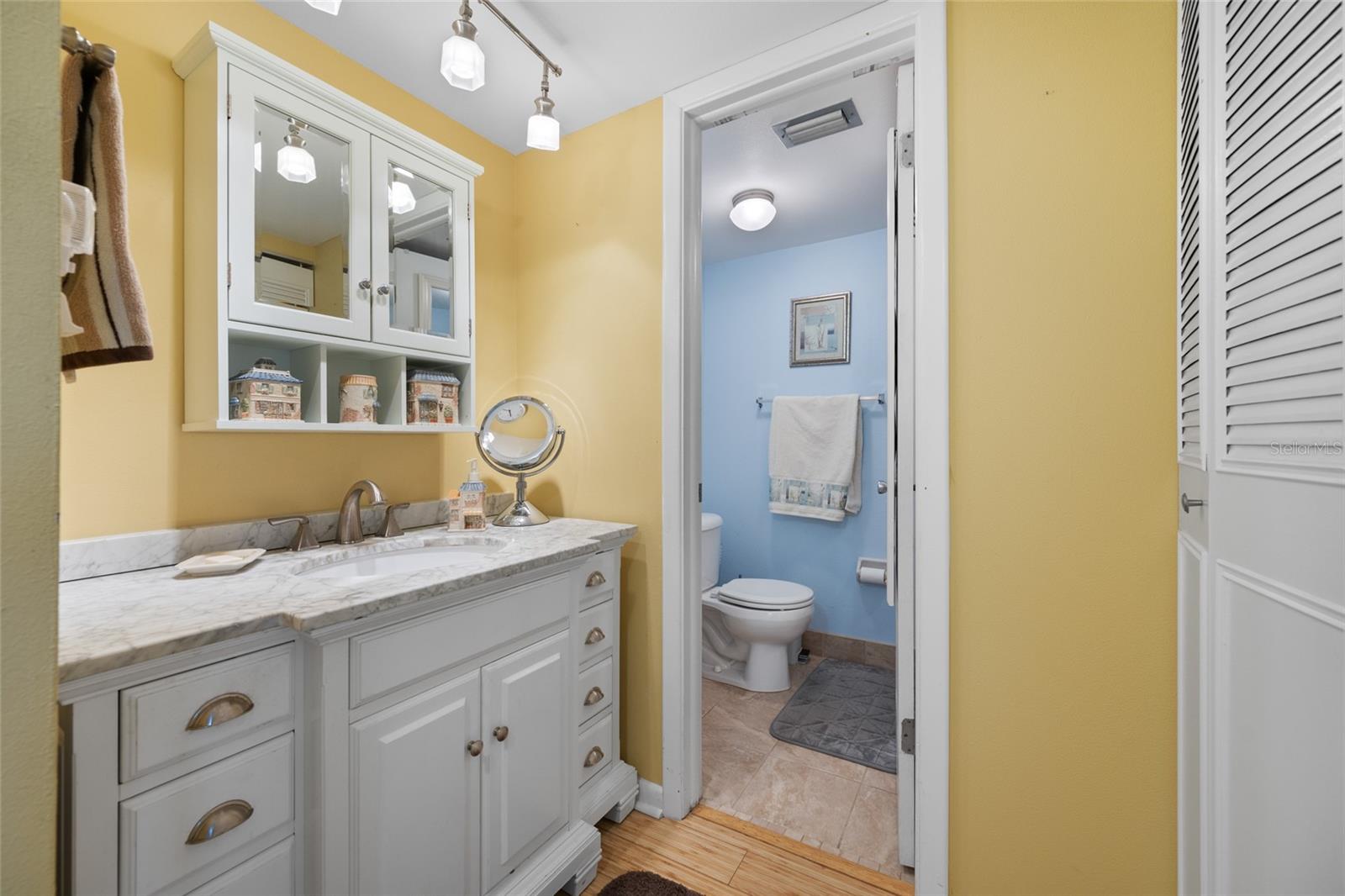 Image 29 of 52 For 285 107th Avenue 306