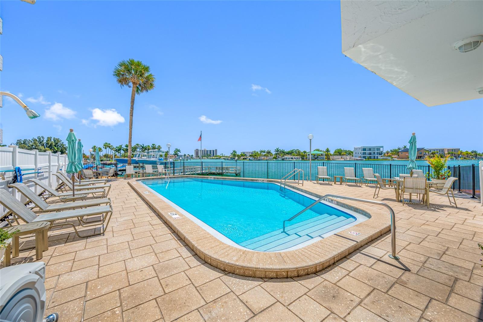 Image 3 of 52 For 285 107th Avenue 306