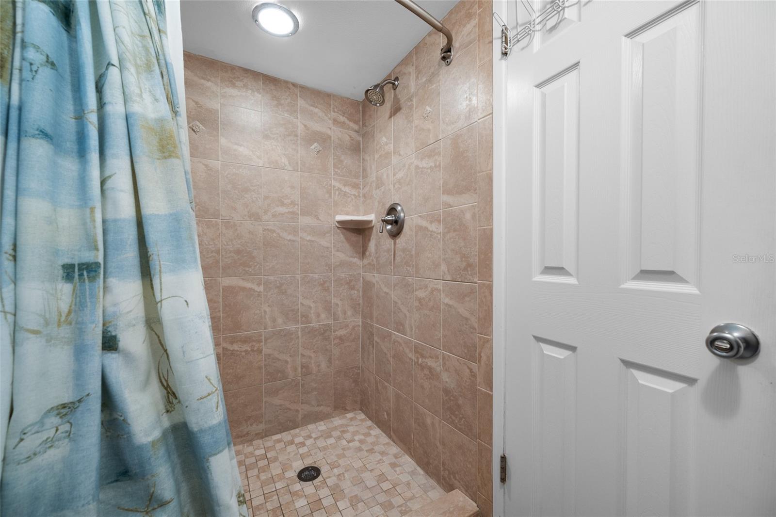 Image 31 of 52 For 285 107th Avenue 306