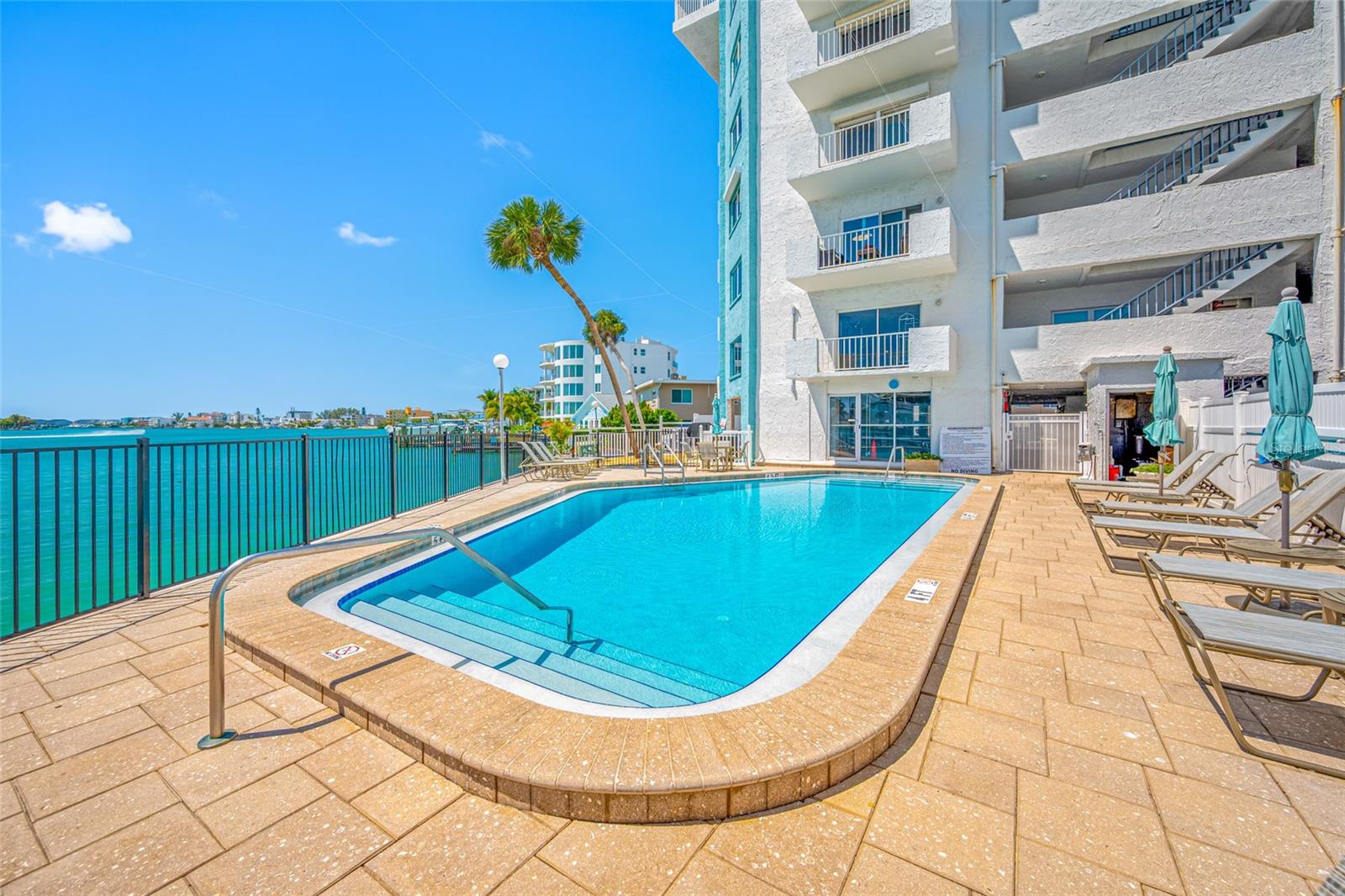 Image 35 of 52 For 285 107th Avenue 306