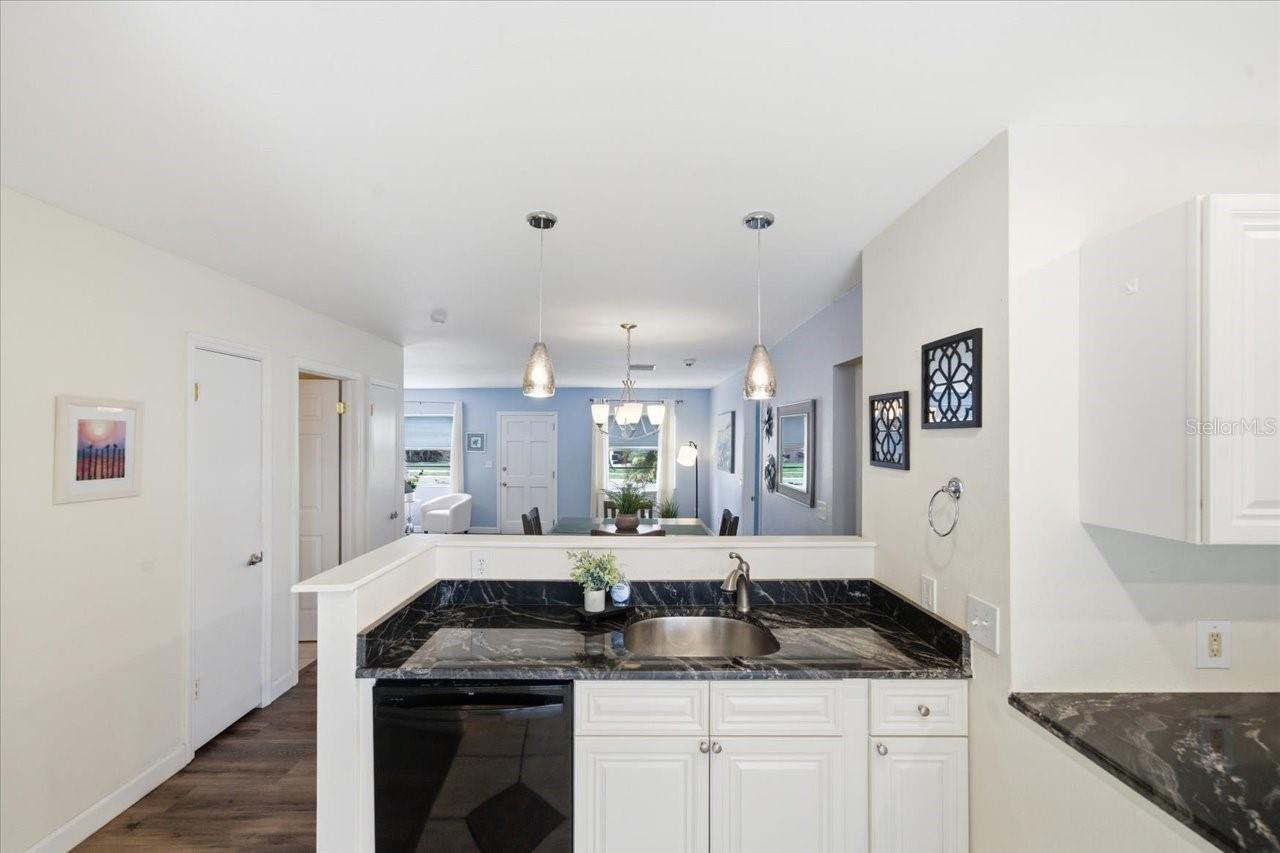 Image 18 of 25 For 12291 Mallory Drive