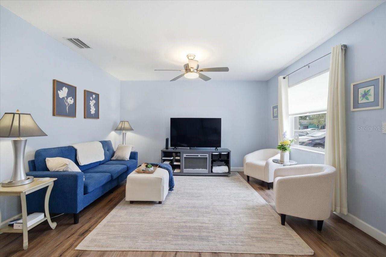 Image 2 of 25 For 12291 Mallory Drive