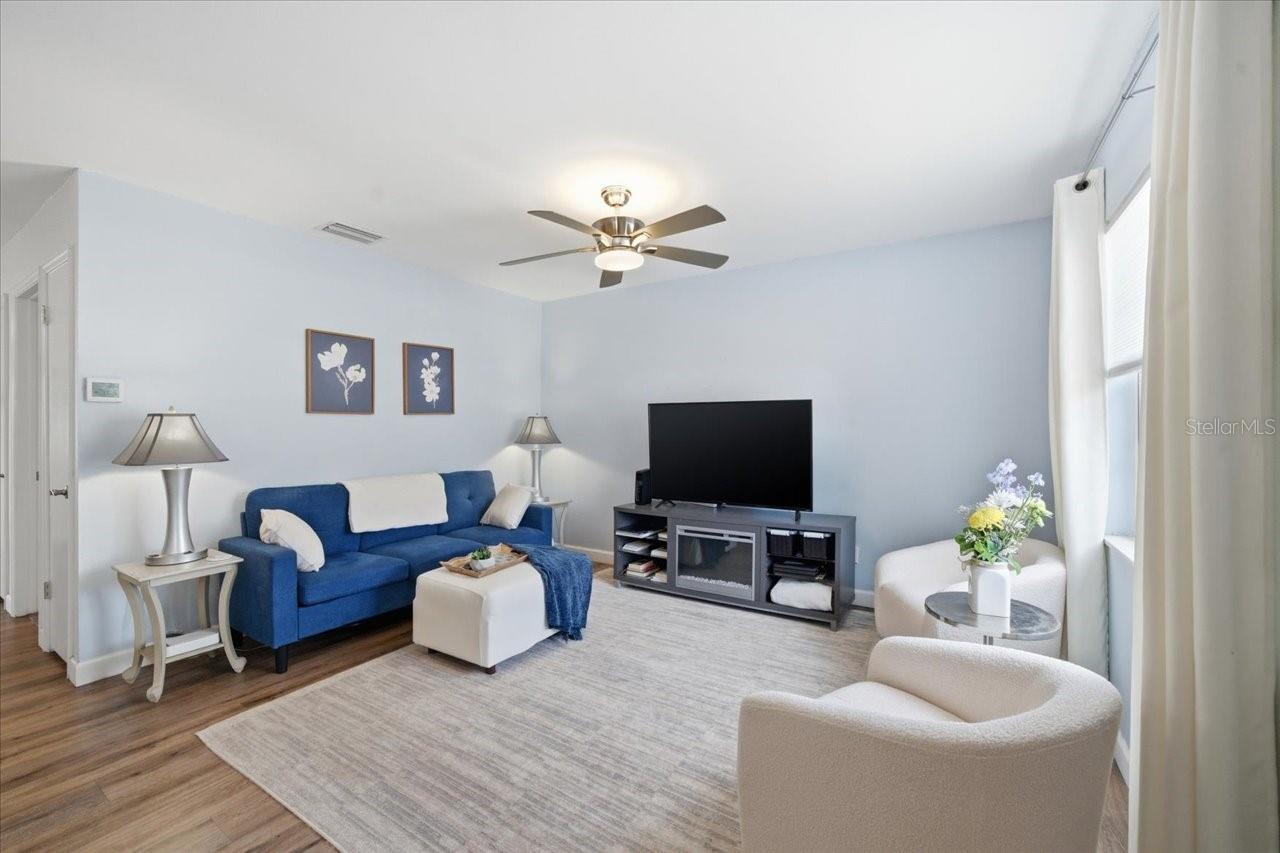 Image 9 of 25 For 12291 Mallory Drive