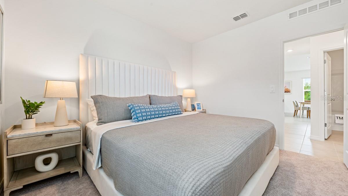 Listing photo id 28 for 13689 Tropical Breeze Way