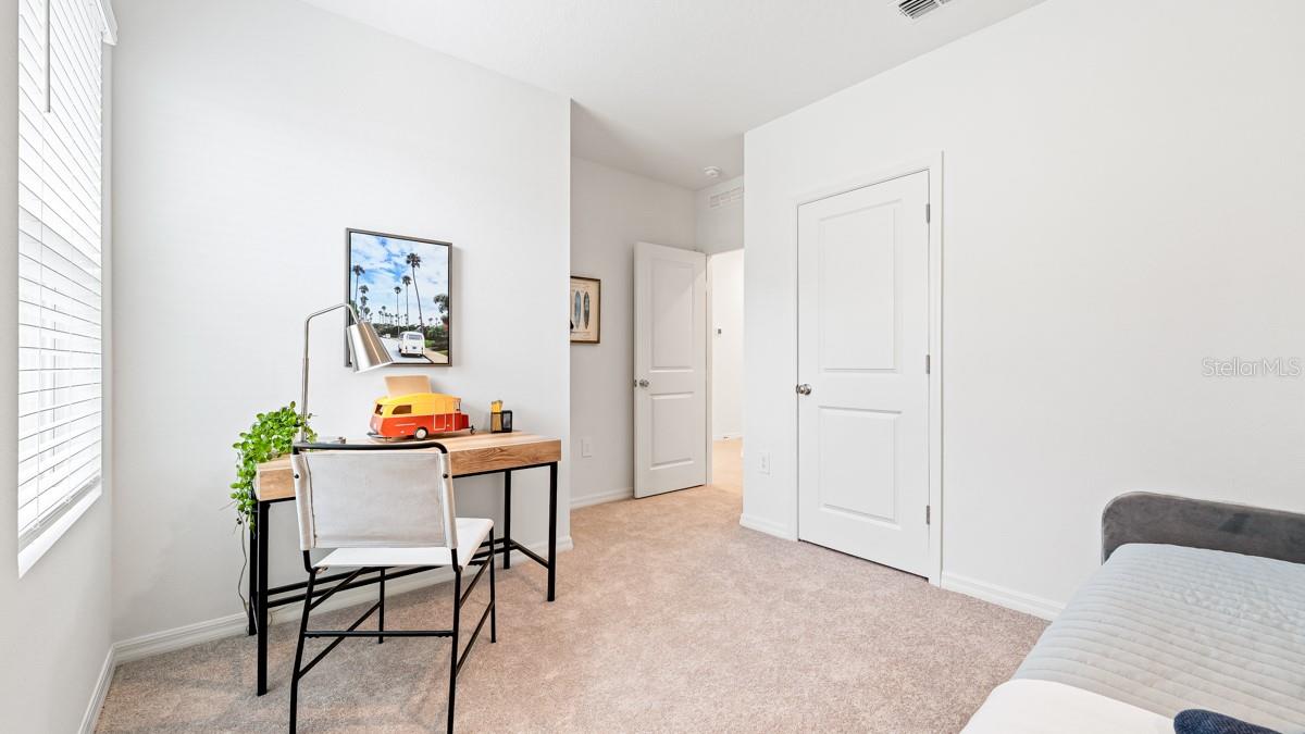 Listing photo id 30 for 13689 Tropical Breeze Way