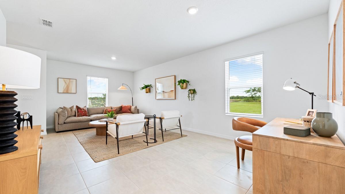 Listing photo id 7 for 13689 Tropical Breeze Way