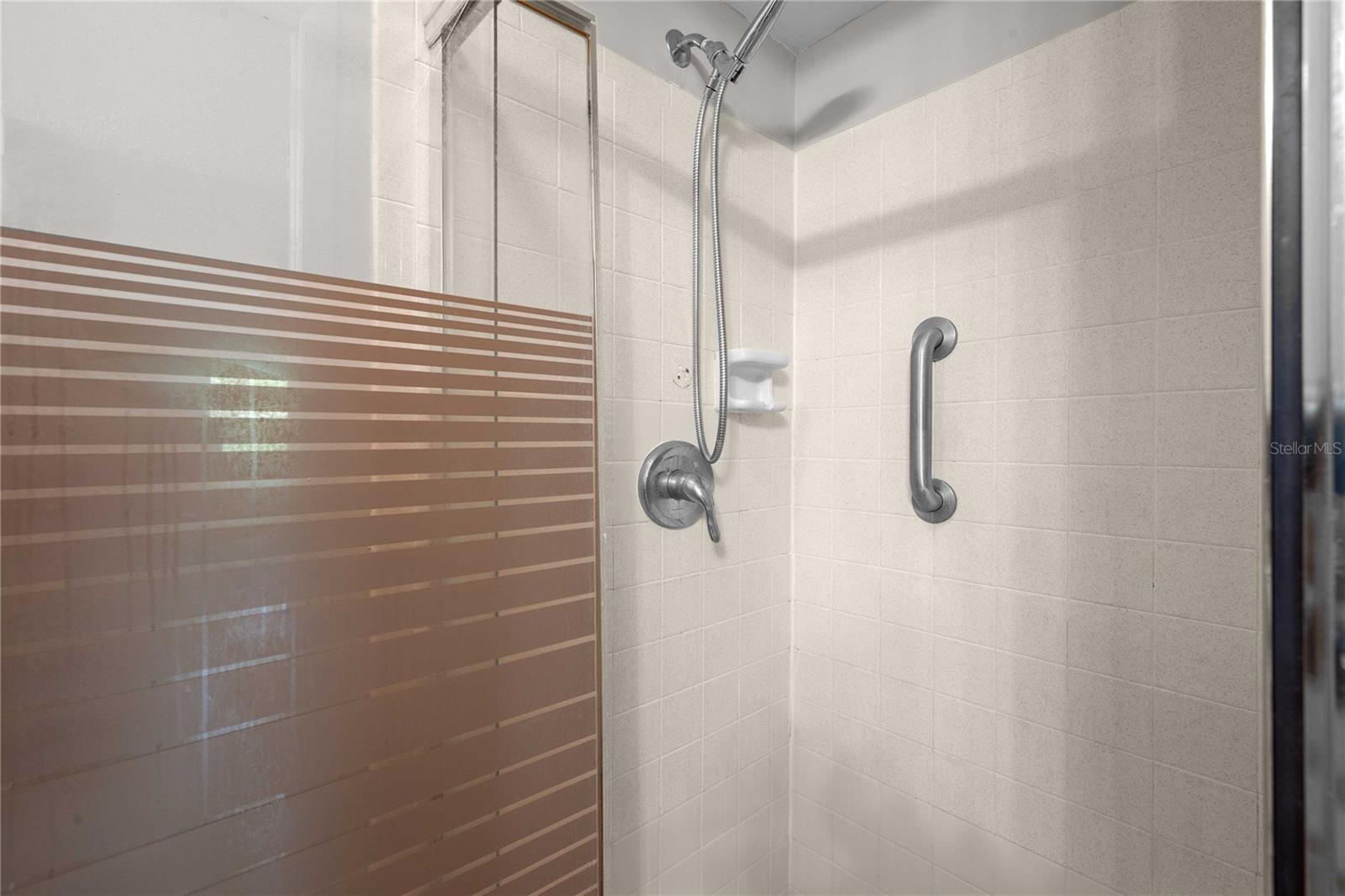 Image 29 of 39 For 7635 Deleon Court