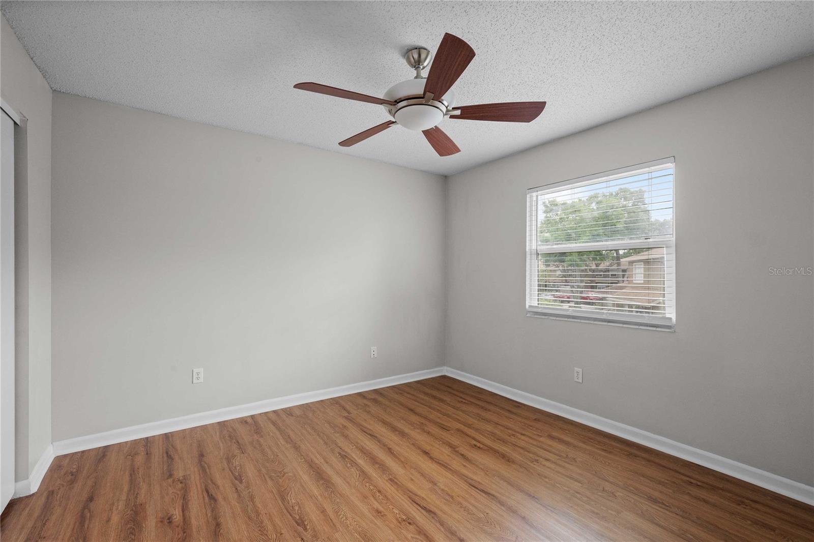 Image 31 of 39 For 7635 Deleon Court