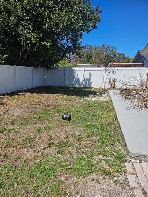 Listing photo id 7 for 9304 Elmer Street