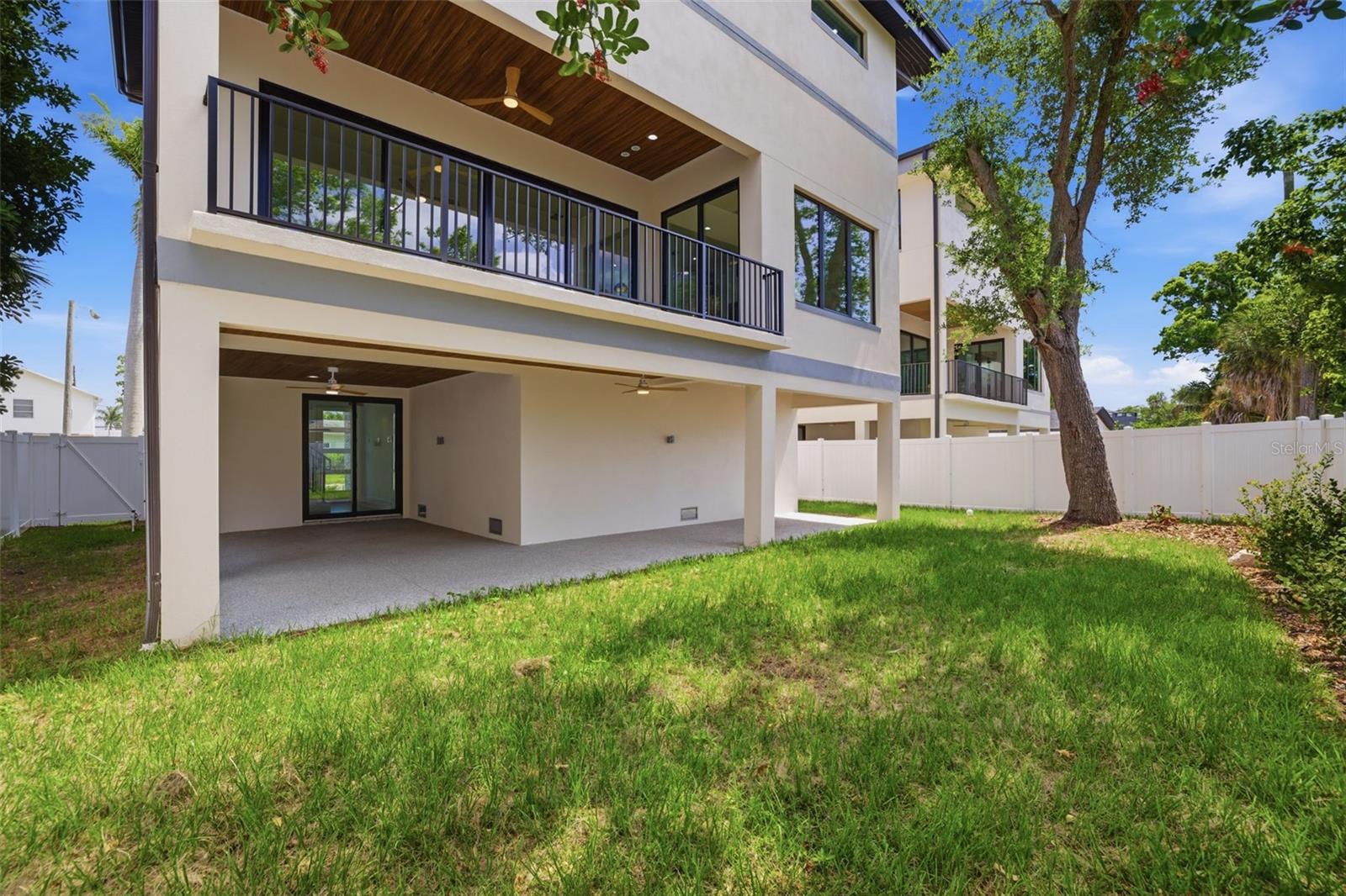 Image 2 of 49 For 1943 Shore Acres Boulevard Ne